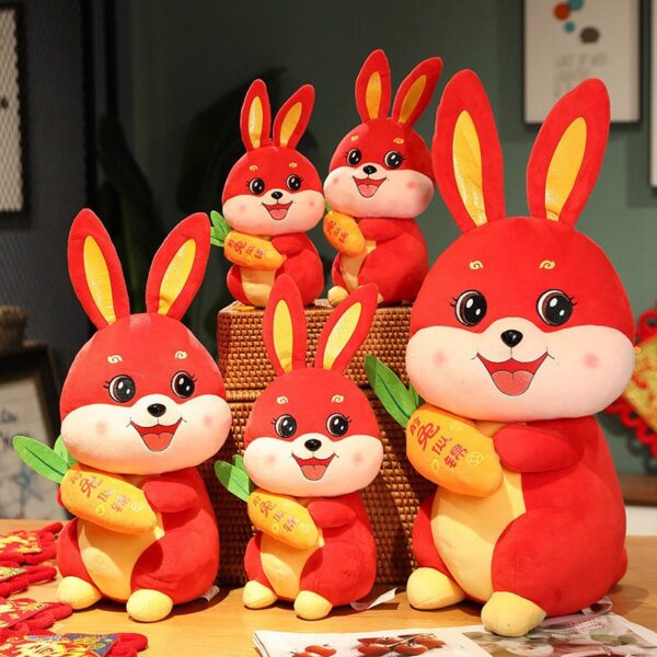 Hold Radish Rabbit Doll Rabbit Year Mascot Open Door Red Peluche Actividades Regalos